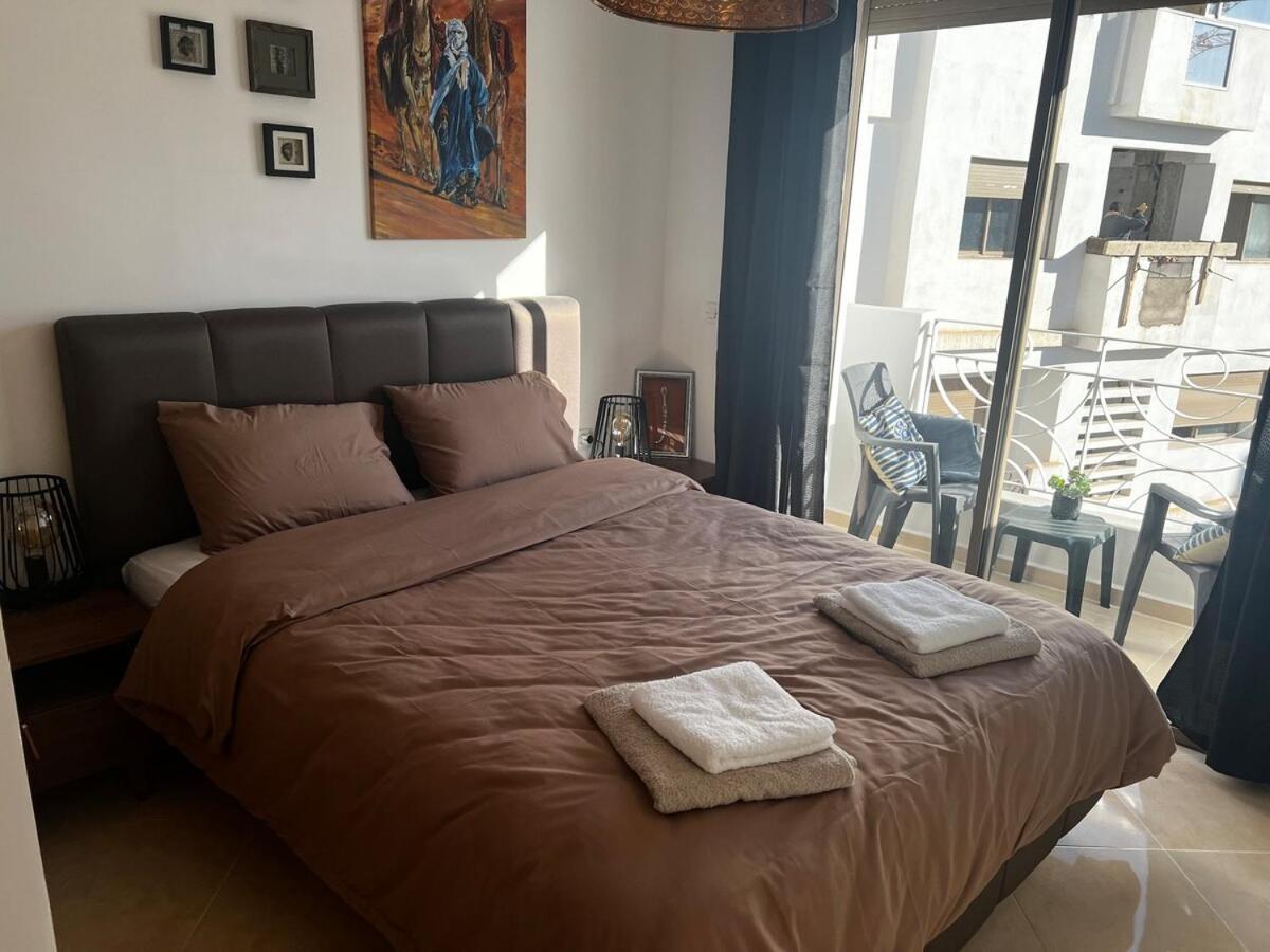 Apartment Stunning Modern In Heart Of For Families